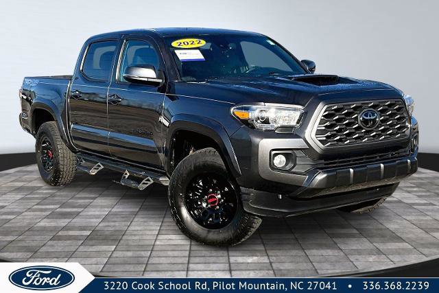 Used 2022 Toyota Tacoma TRD Sport w/ Technology Package image 9