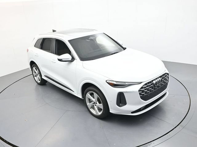Used 2025 Audi Q5 Premium Plus AWD/4WD image 34