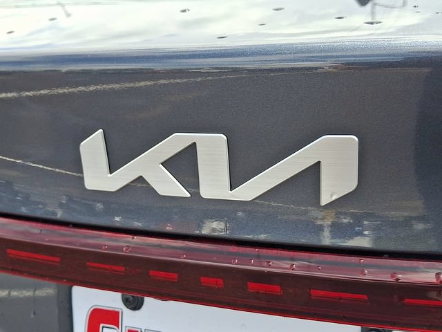 Used 2022 Kia Forte LXS FWD image 29