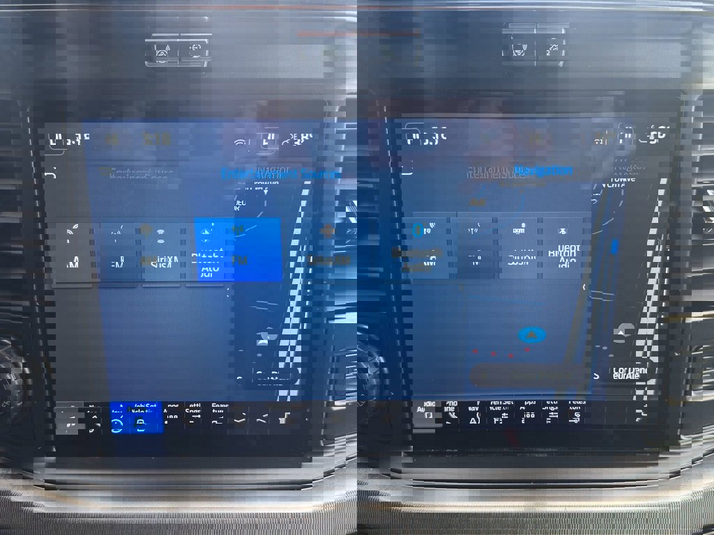 Certified 2025 Ford F350 Platinum w/ Tremor Off-Road Package image 28