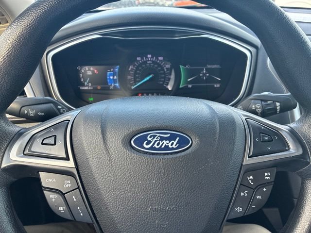 Certified 2020 Ford Fusion SE FWD image 8