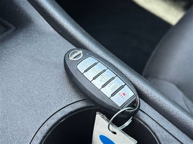 Used 2025 Nissan Altima 2.5 S FWD image 31
