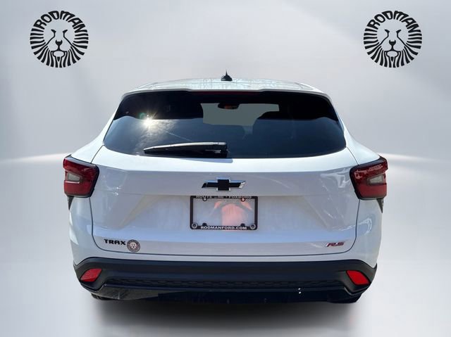 Used 2024 Chevrolet Trax RS FWD image 4