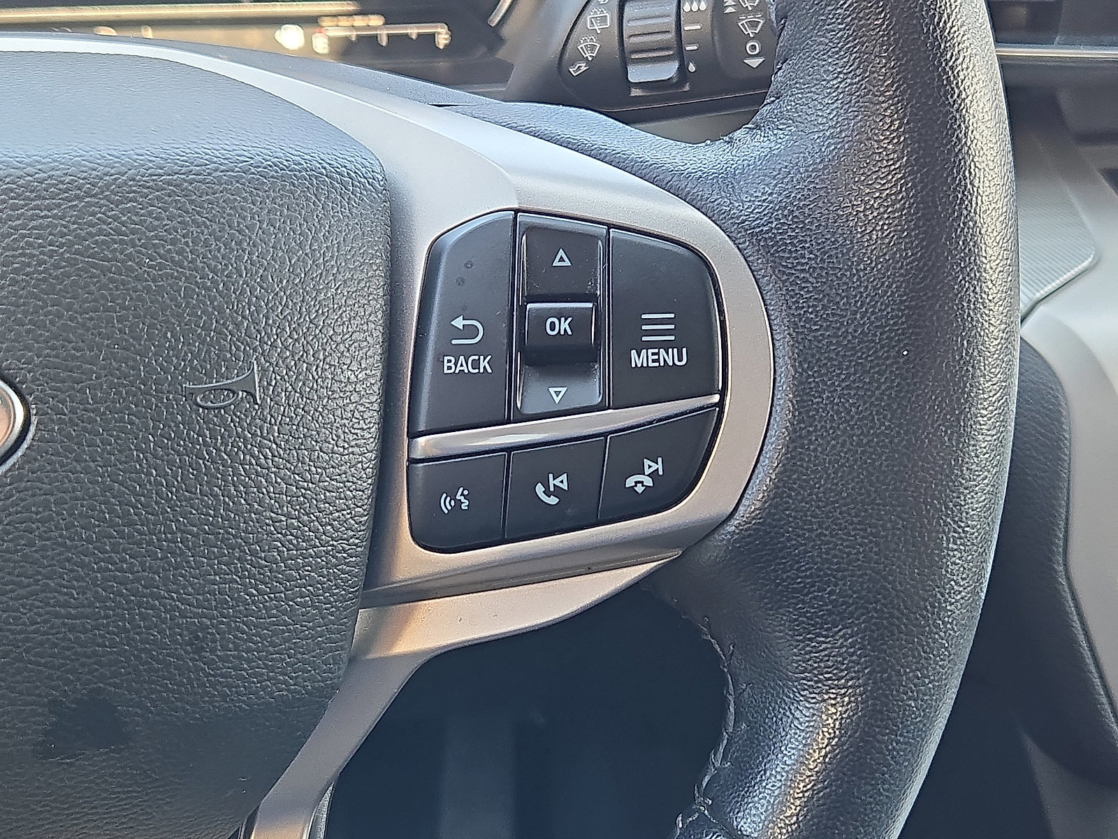 Certified 2022 Ford Explorer XLT w/ Equipment Group 202A image 24