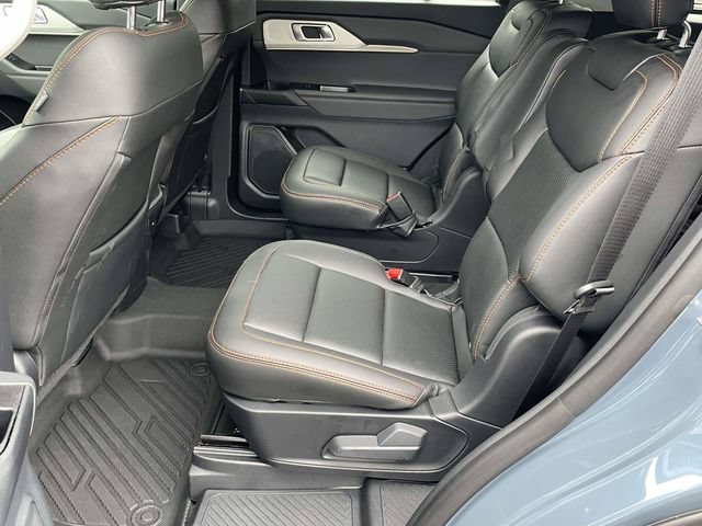 Certified 2026 Ford Explorer Active RWD image 19
