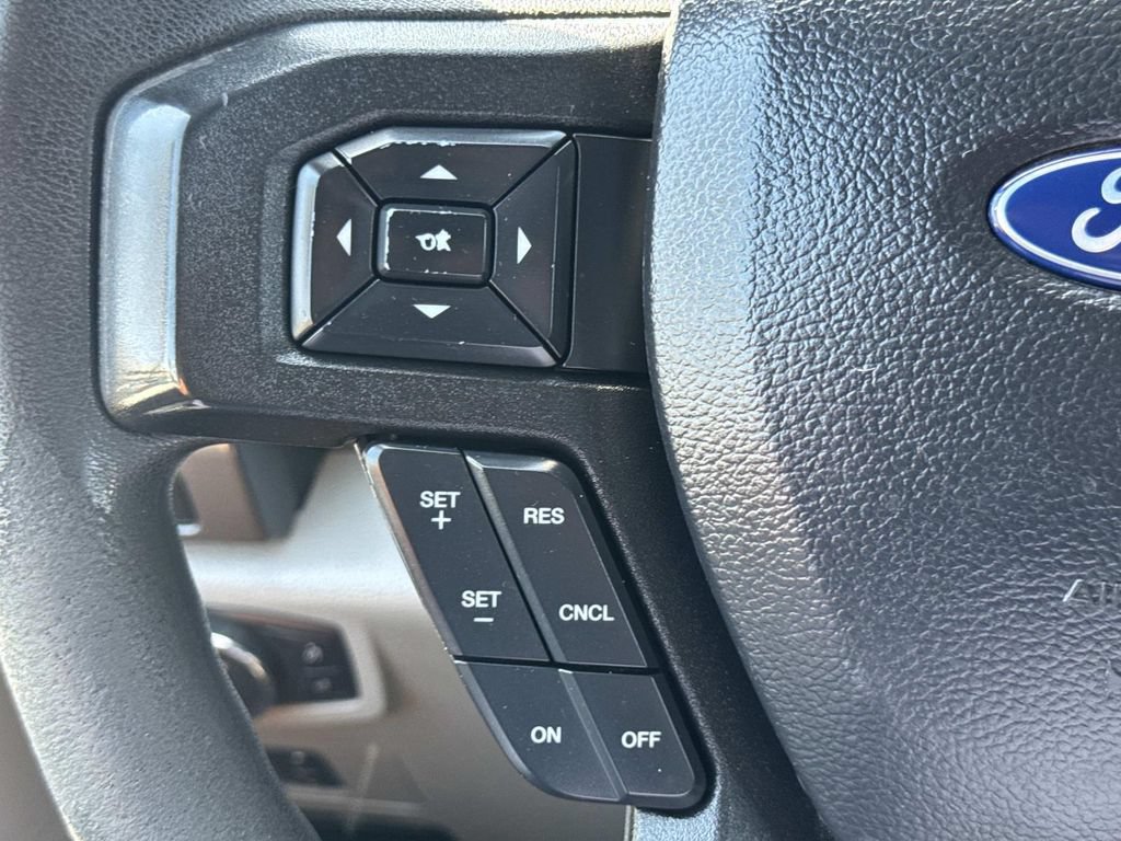 Certified 2019 Ford F250 XLT w/ XLT Premium Package RWD image 22