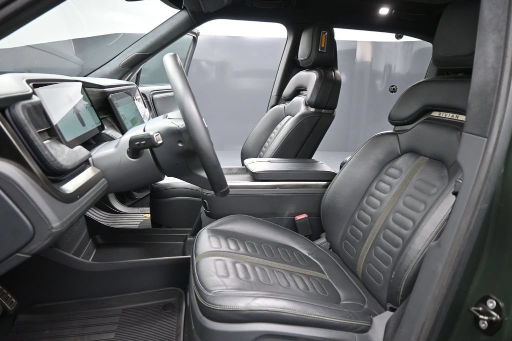 Used 2022 Rivian R1T Adventure AWD/4WD image 10