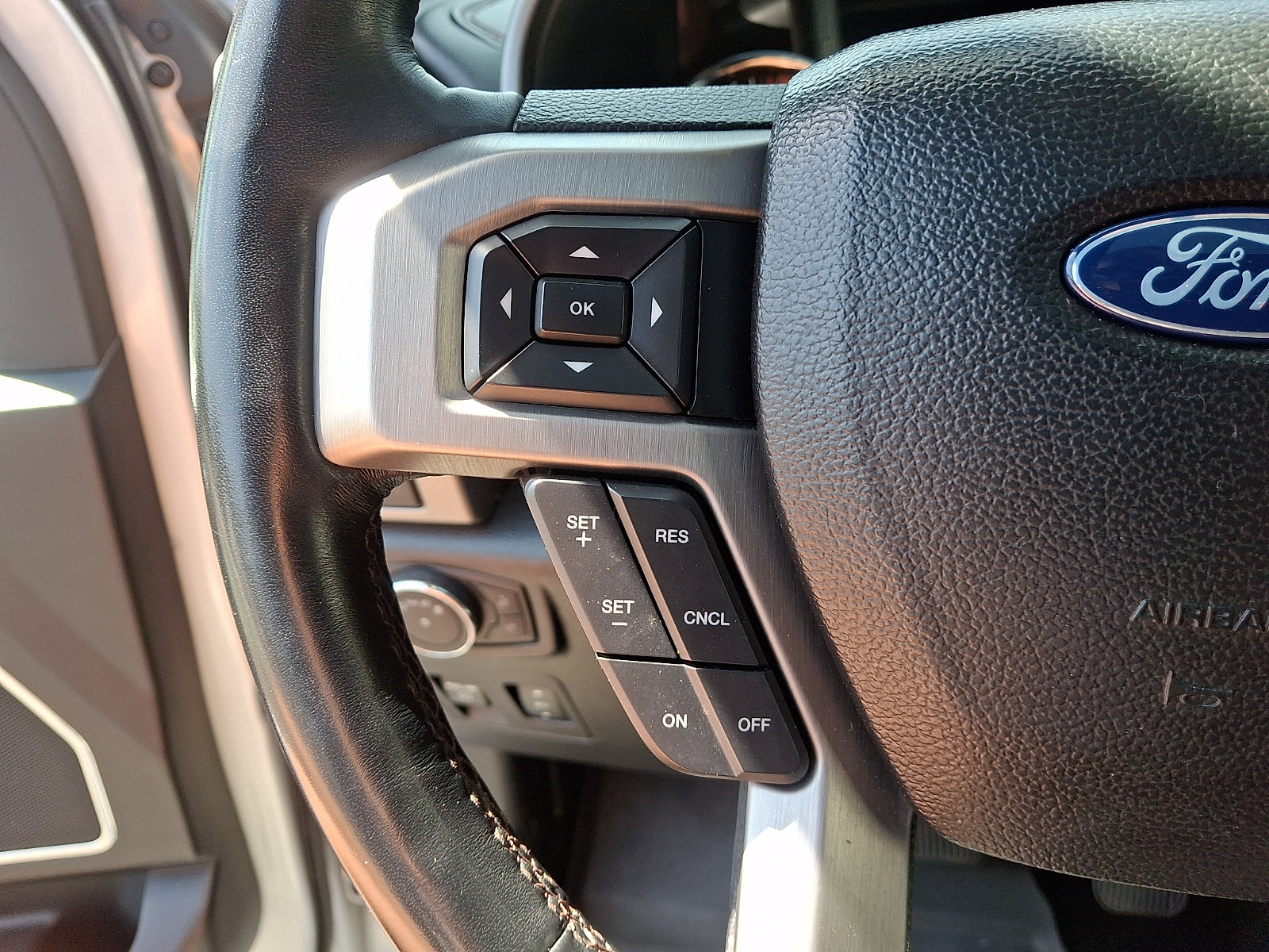 Certified 2018 Ford F150 Platinum AWD/4WD image 23