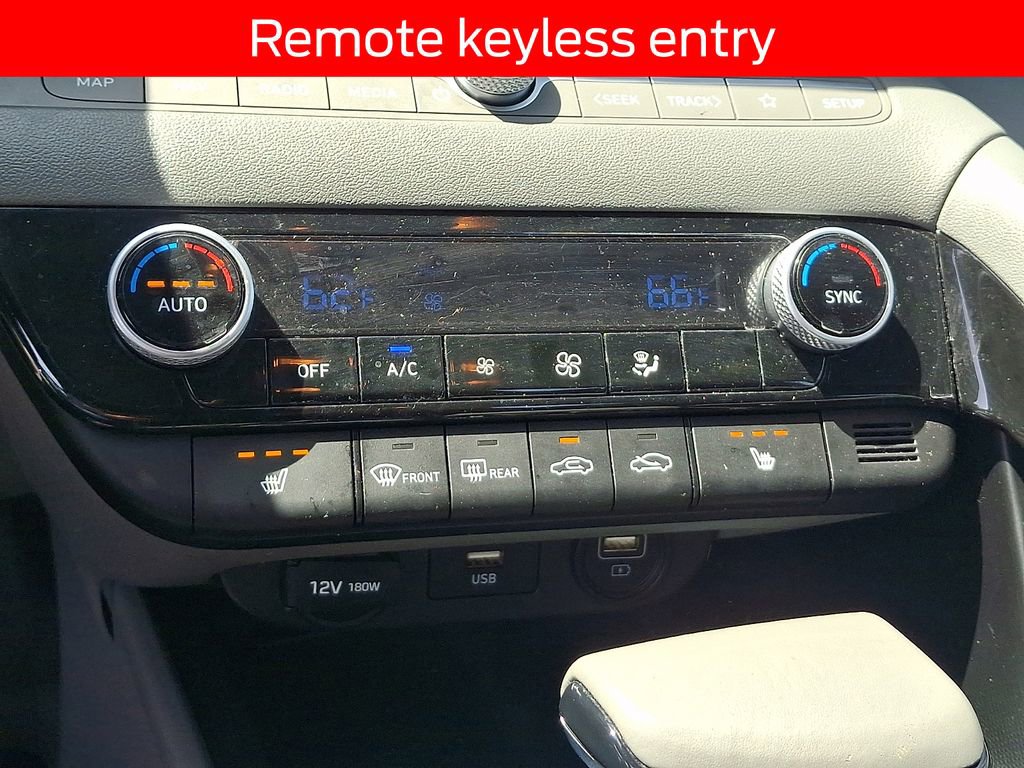 Used 2023 Hyundai Elantra SEL w/ Convenience Package FWD image 15