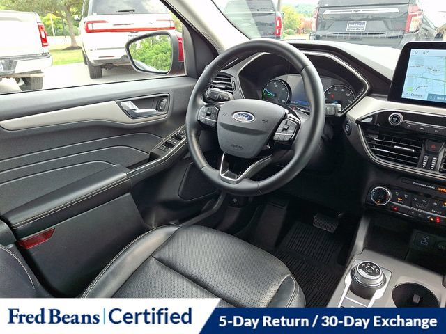 Certified 2022 Ford Escape SEL FWD image 15