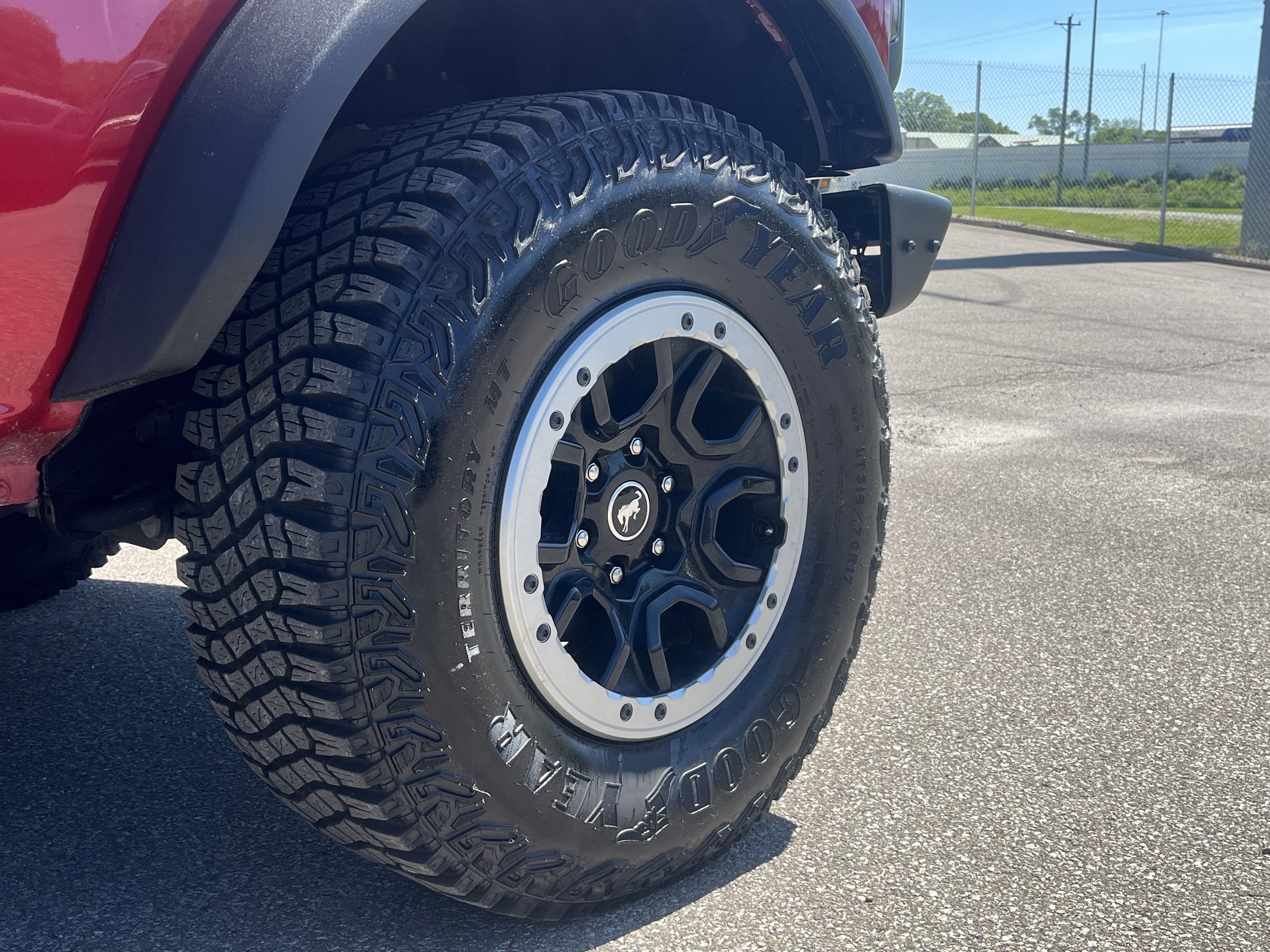 Certified 2021 Ford Bronco Big Bend w/ Sasquatch Package AWD/4WD image 31