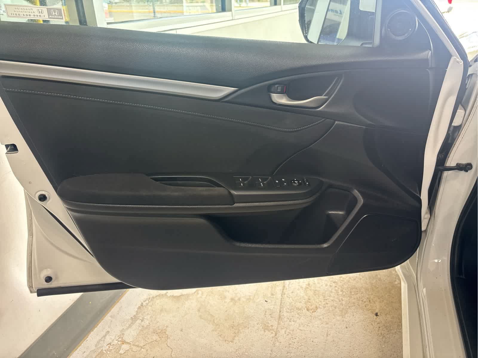 Used 2020 Honda Civic EX image 28