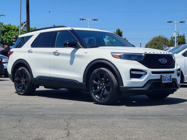 Certified 2023 Ford Explorer ST-Line w/ Class IV Trailer Tow Package RWD image 36