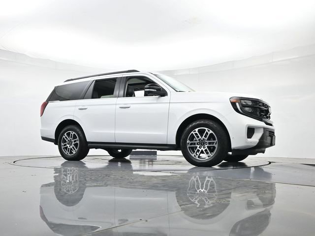 Certified 2025 Ford Expedition Active AWD/4WD image 38