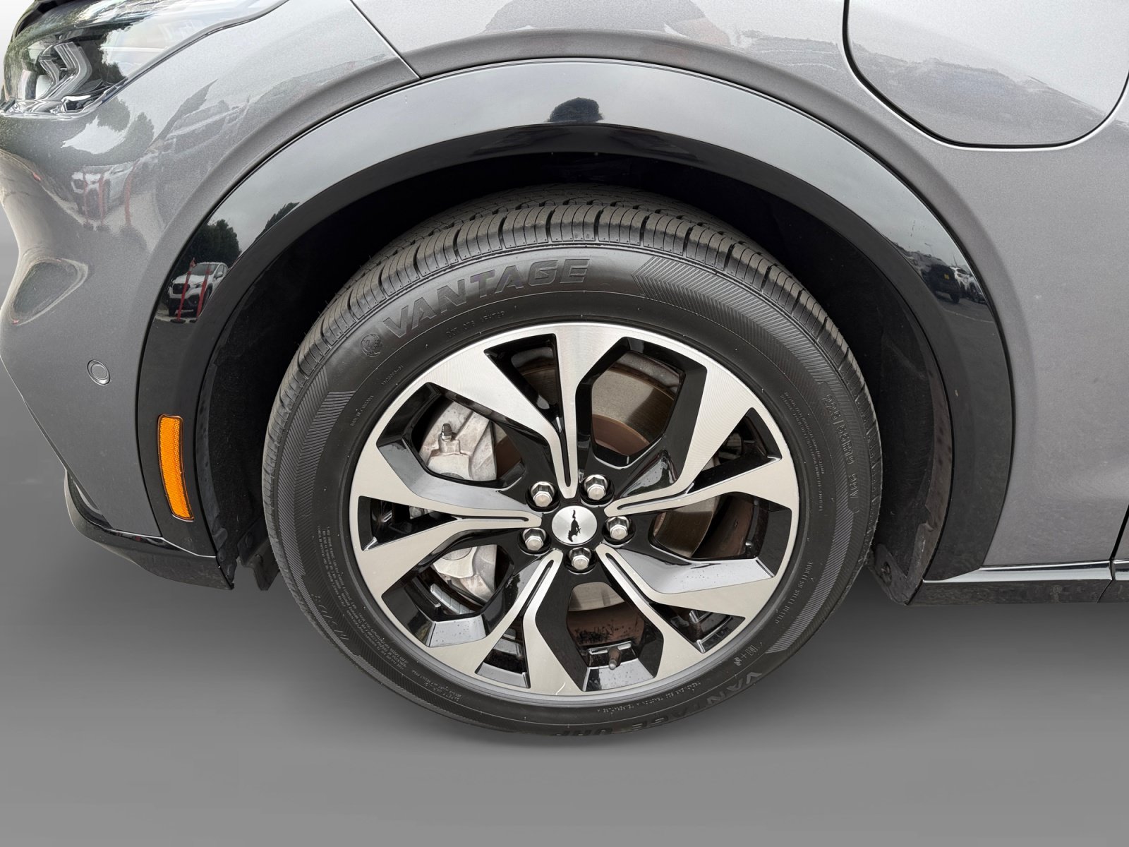 Certified 2023 Ford Mustang Mach-E Premium RWD image 9