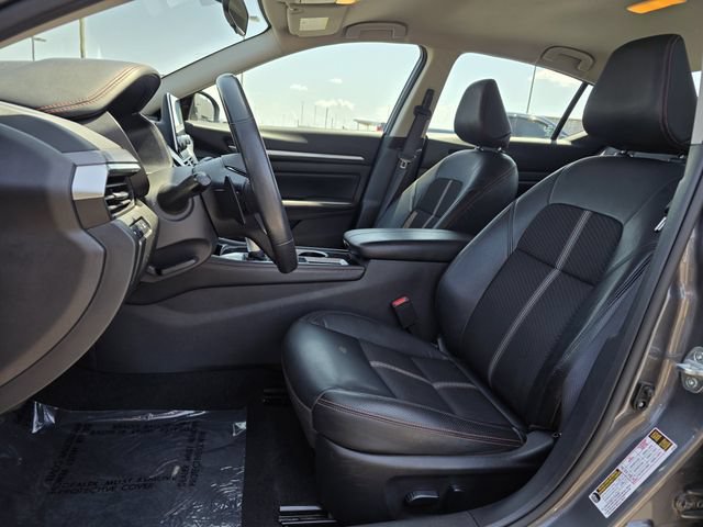 Used 2024 Nissan Altima 2.5 SR FWD image 13
