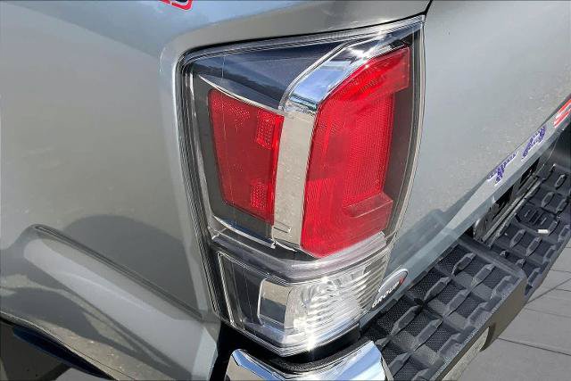 Used 2023 Toyota Tacoma TRD Off-Road AWD/4WD image 28