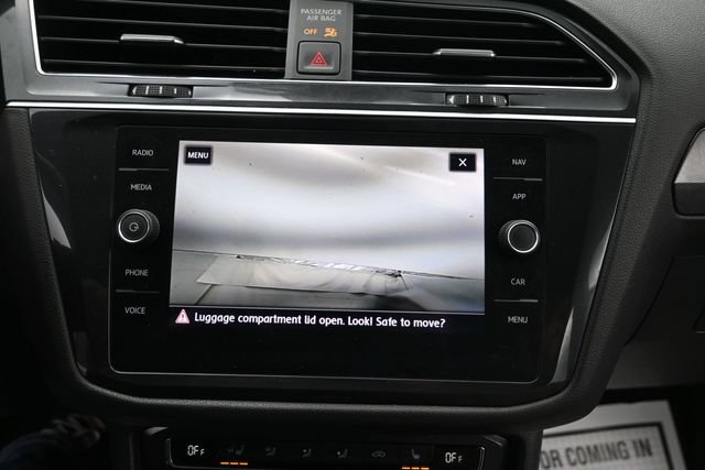 Used 2019 Volkswagen Tiguan SEL Premium AWD/4WD image 18
