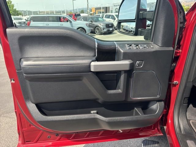 Certified 2019 Ford F350 Platinum w/ Platinum Ultimate Package AWD/4WD image 17