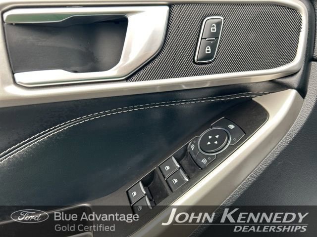Certified 2022 Ford Explorer XLT image 18