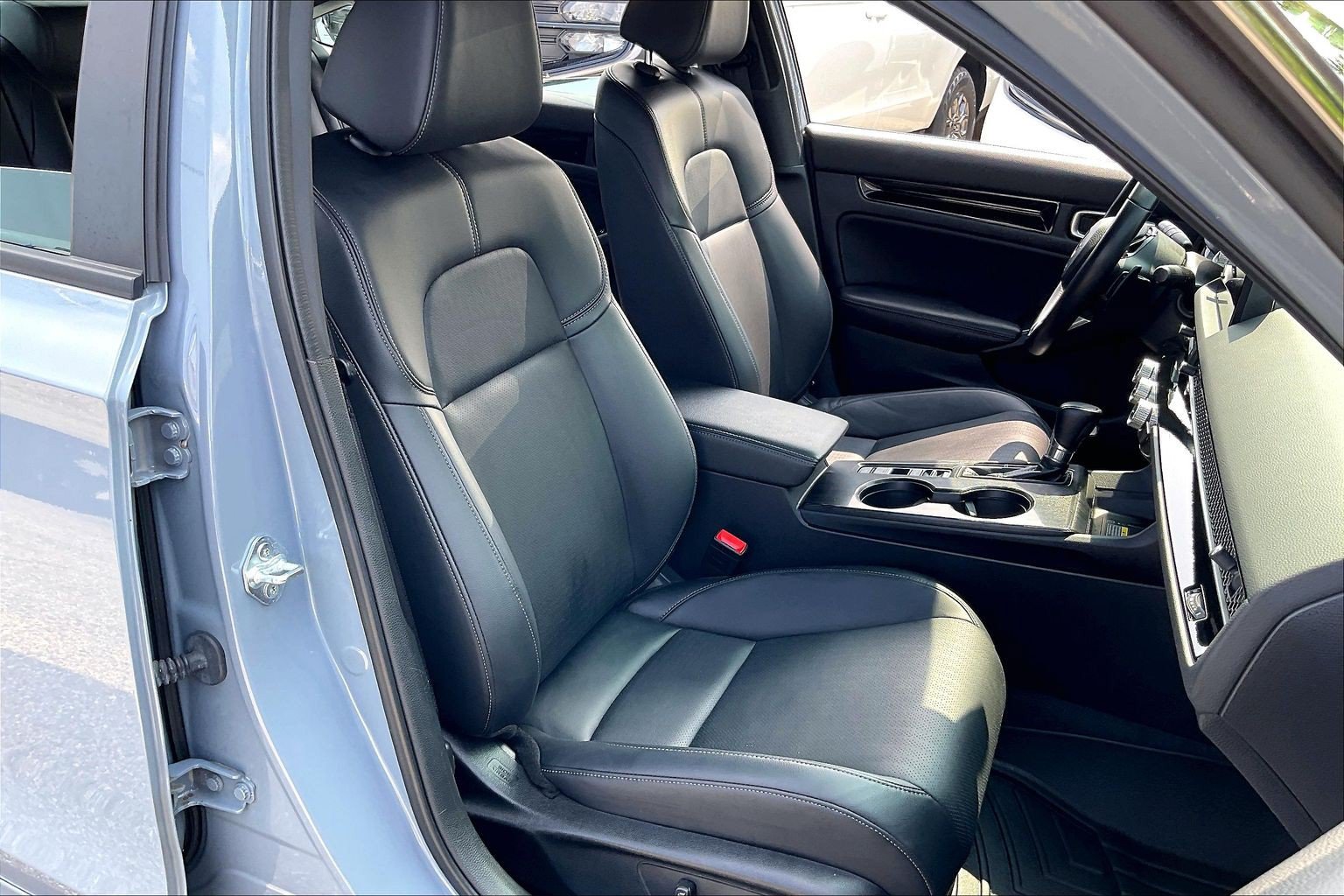 Used 2022 Honda Civic Sport Touring image 7