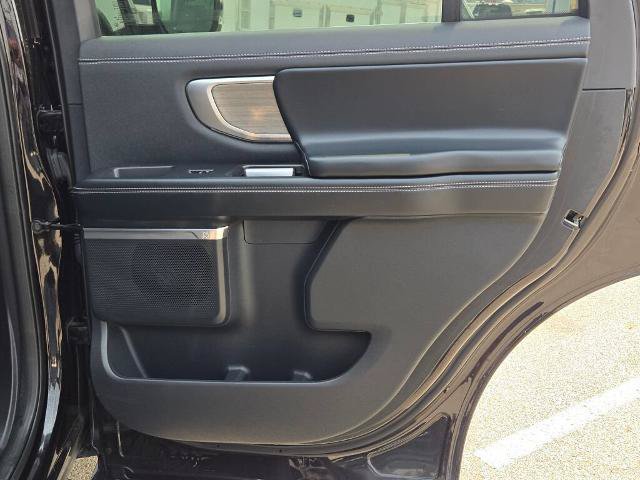 Certified 2025 Ford Expedition Platinum AWD/4WD image 12