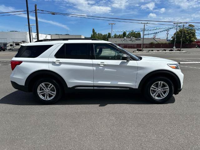 Certified 2020 Ford Explorer XLT w/ Comfort Package AWD/4WD image 8