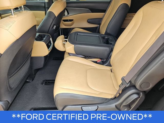 Used 2024 Kia Carnival LX FWD image 20