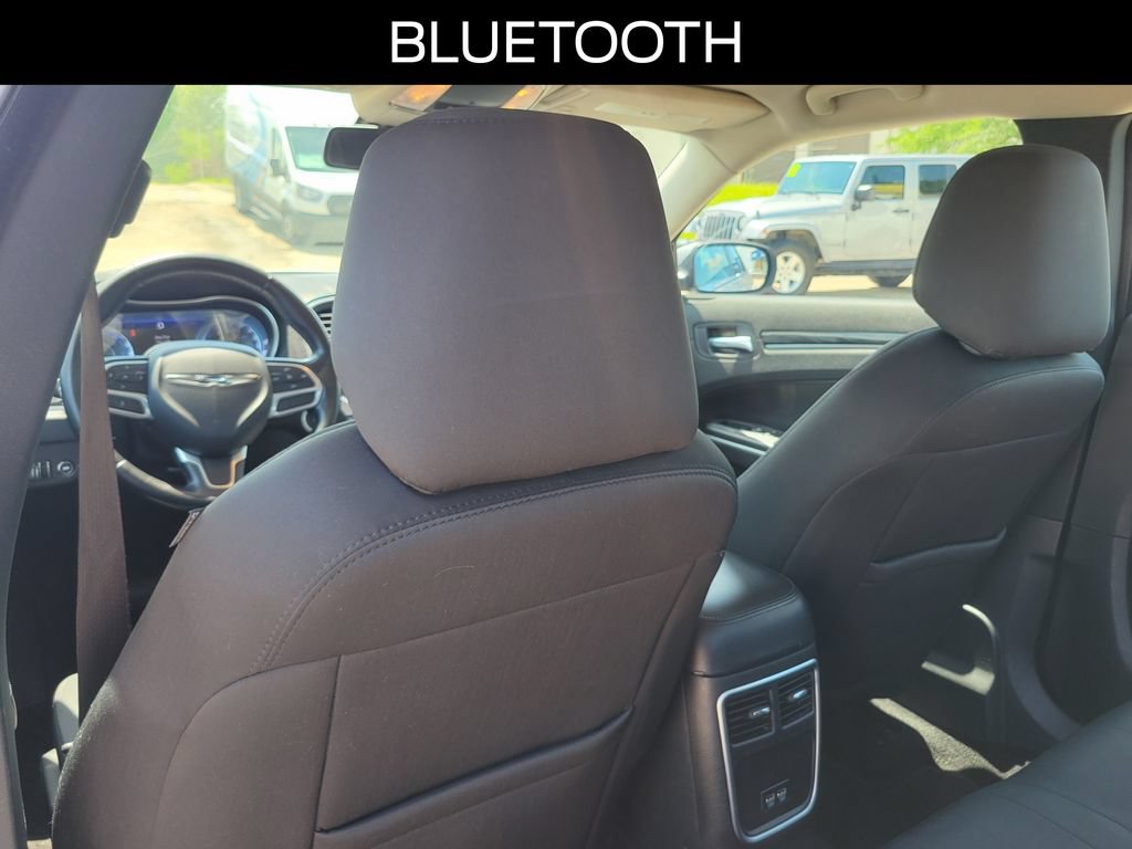 Used 2021 Chrysler 300 Touring RWD image 12