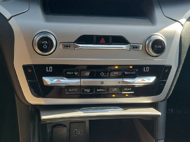 Certified 2021 Ford Explorer XLT RWD image 13