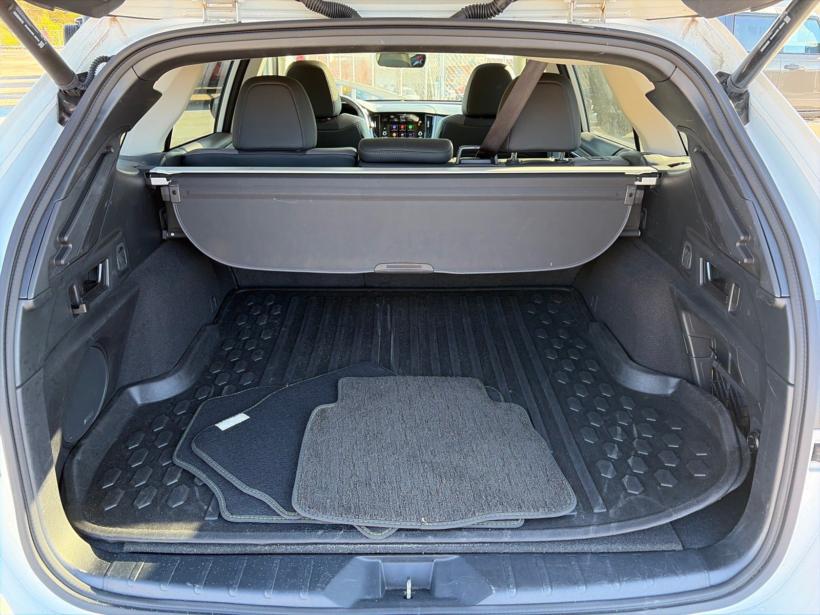 Used 2025 Subaru Outback Onyx Edition AWD/4WD image 20
