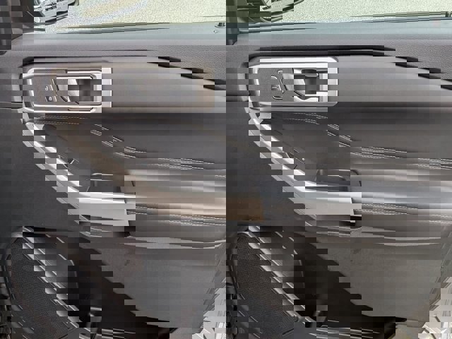 Certified 2023 Ford Explorer XLT w/ Equipment Group 202A image 39