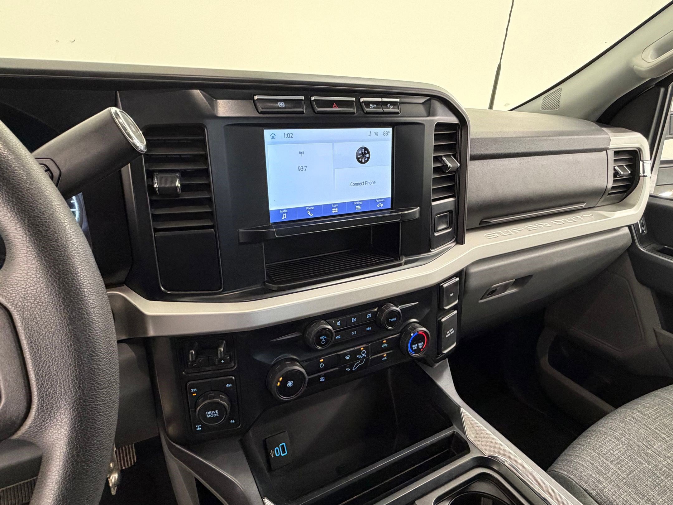 Certified 2024 Ford F350 XLT w/ FX4 Off-Road Package image 25