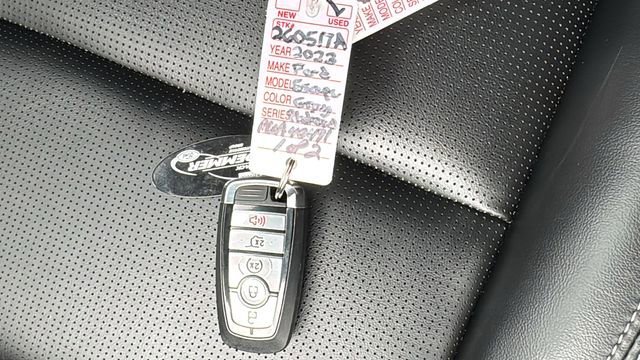 Certified 2023 Ford Escape Platinum image 31