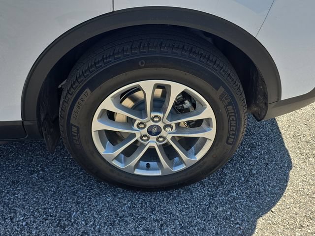 Certified 2022 Ford Escape SE w/ Convenience Package FWD image 5