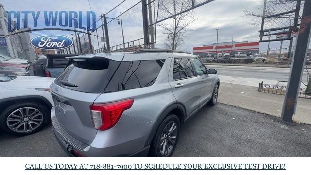 Certified 2023 Ford Explorer XLT w/ Equipment Group 202A image 4