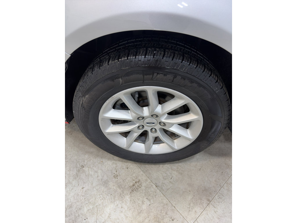 Certified 2018 Ford Flex SE FWD image 12
