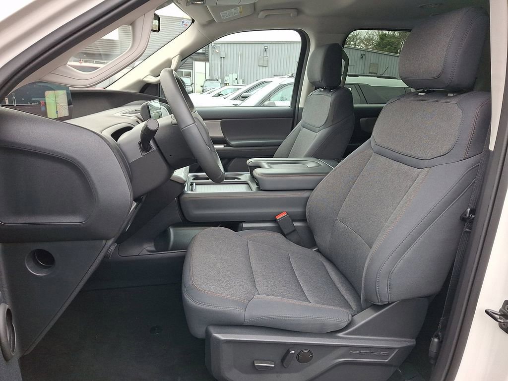 Certified 2025 Ford Expedition Max Active AWD/4WD image 15