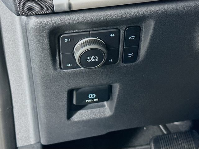 Certified 2025 Ford Expedition Max Active image 16