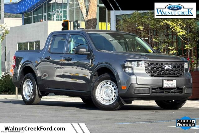 Certified 2025 Ford Maverick XL FWD image 1