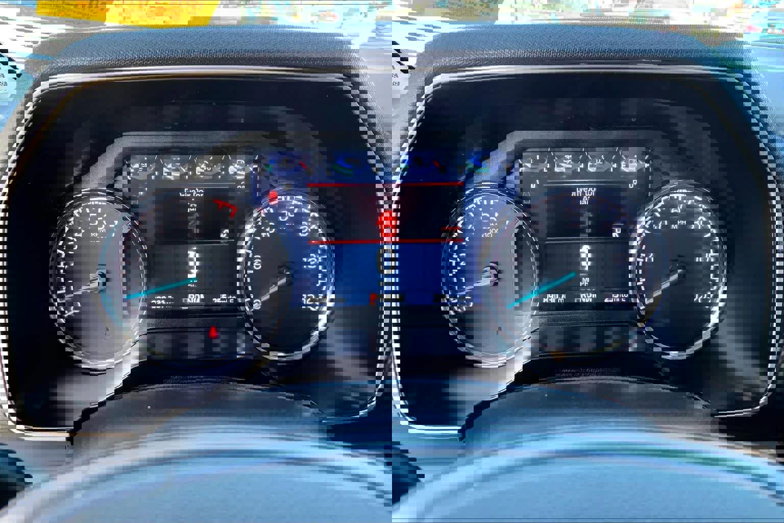 Certified 2022 Ford F150 XLT w/ Equipment Group 302A High image 22