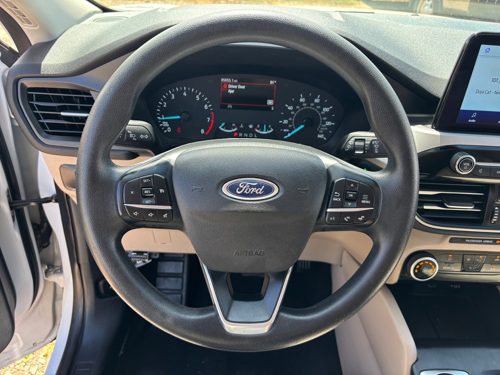 Certified 2022 Ford Escape SE FWD image 9