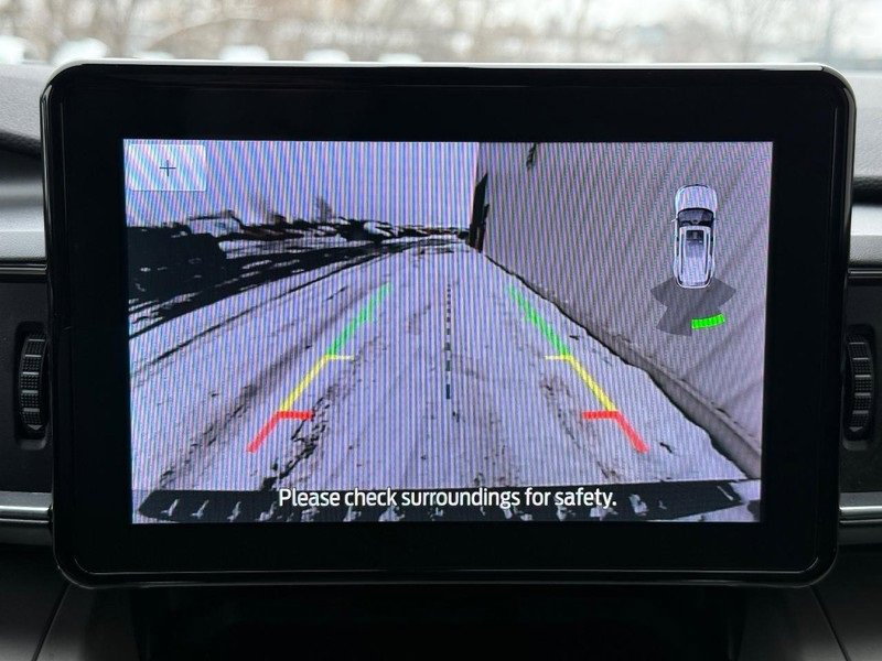 Certified 2023 Ford Explorer XLT w/ Equipment Group 202A image 18