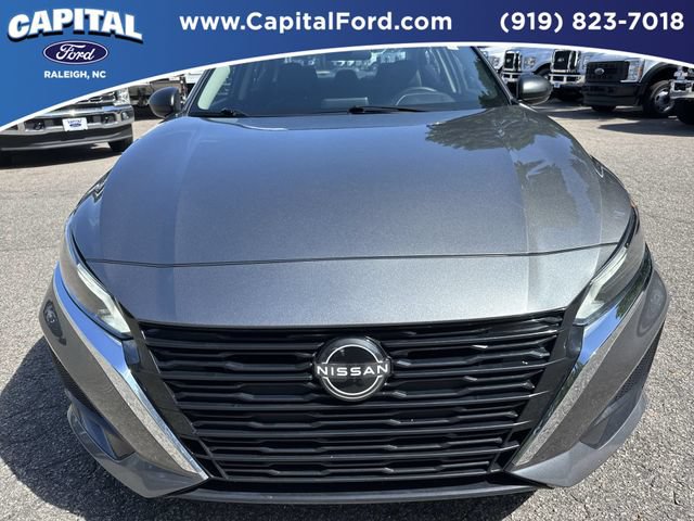 Used 2025 Nissan Altima 2.5 SV FWD image 10