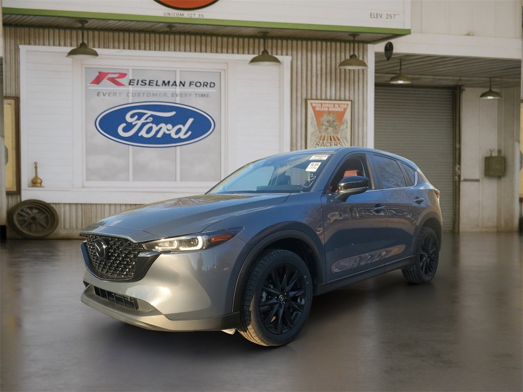 Used 2023 MAZDA CX-5 Carbon Edition image 2