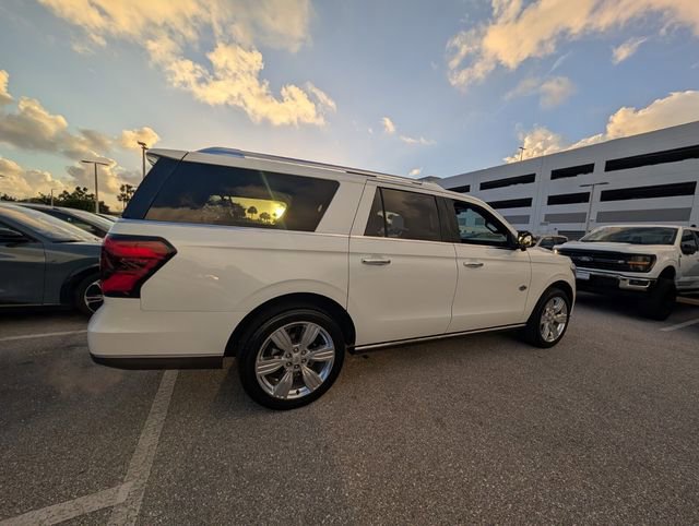 Certified 2023 Ford Expedition Max King Ranch image 4