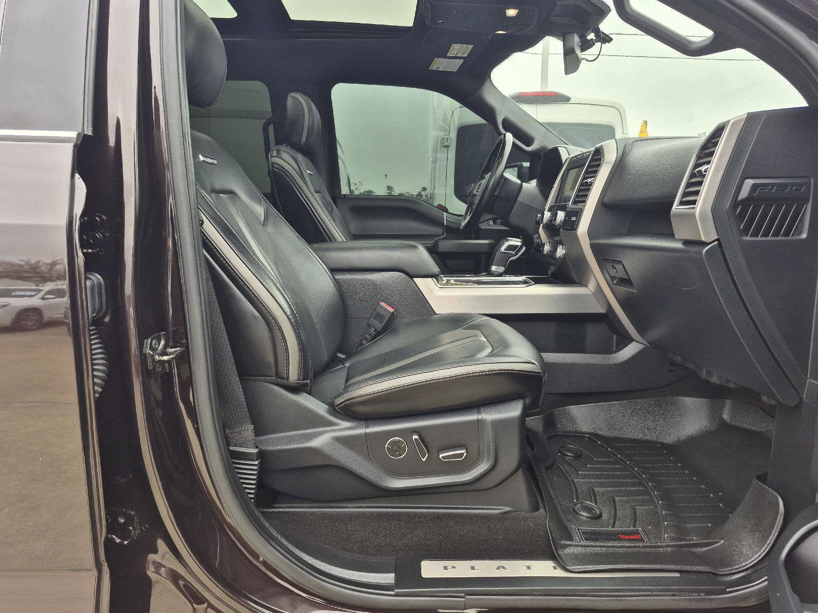 Certified 2020 Ford F150 Platinum w/ Equipment Group 701A Luxury image 31