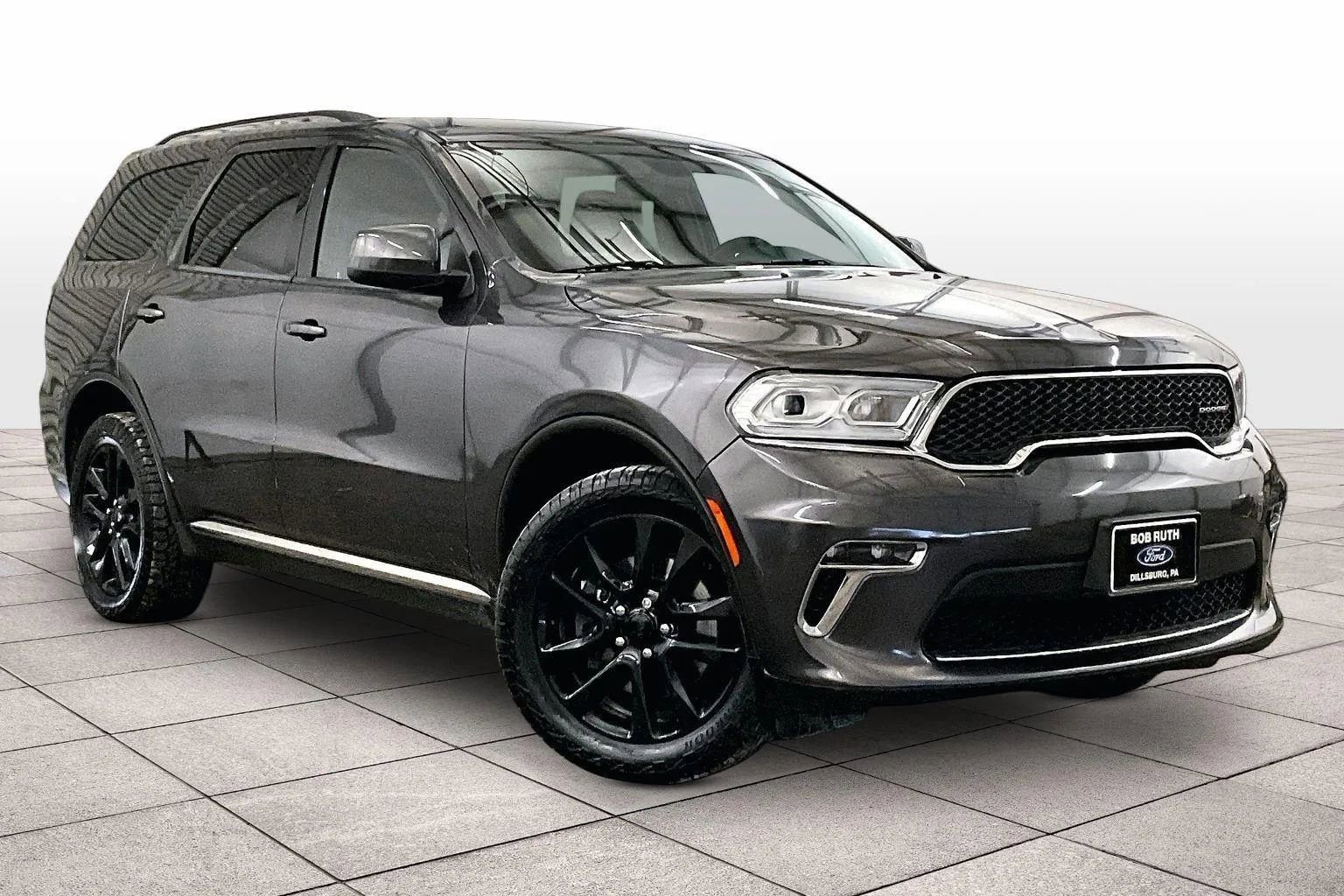 Used 2021 Dodge Durango SXT image 2