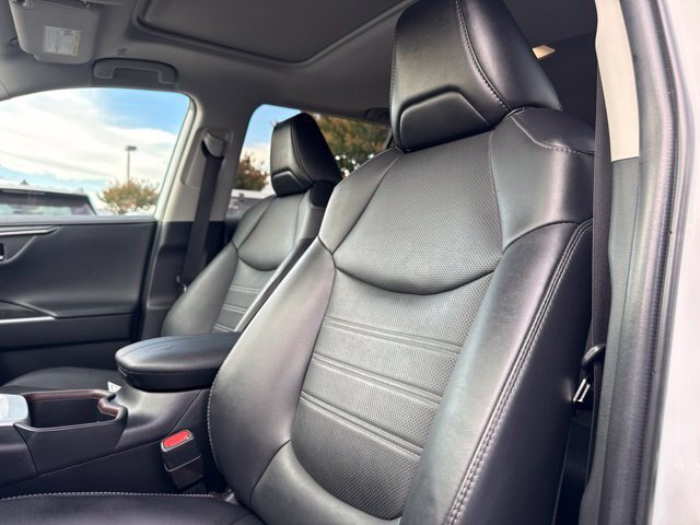 Used 2023 Toyota RAV4 Limited AWD/4WD image 18