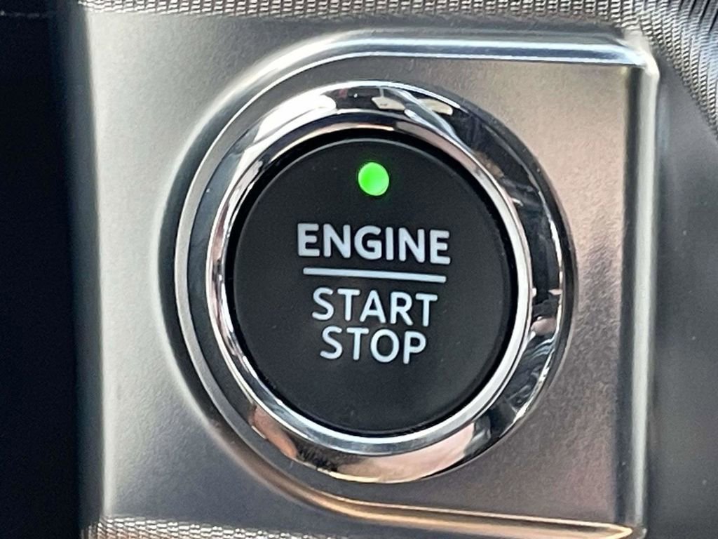 Certified 2022 Ford F150 Raptor w/ Equipment Group 801A High image 25